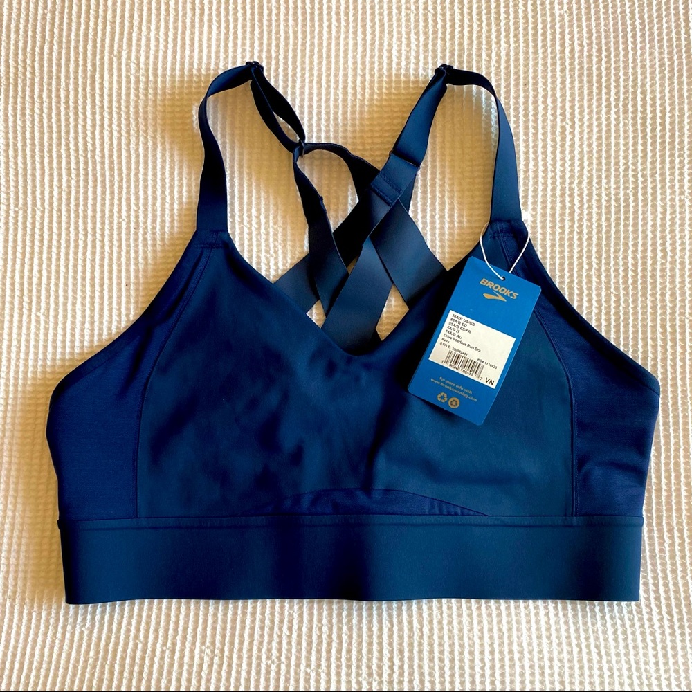 NWT Brooks Drive Interlace Run Bra